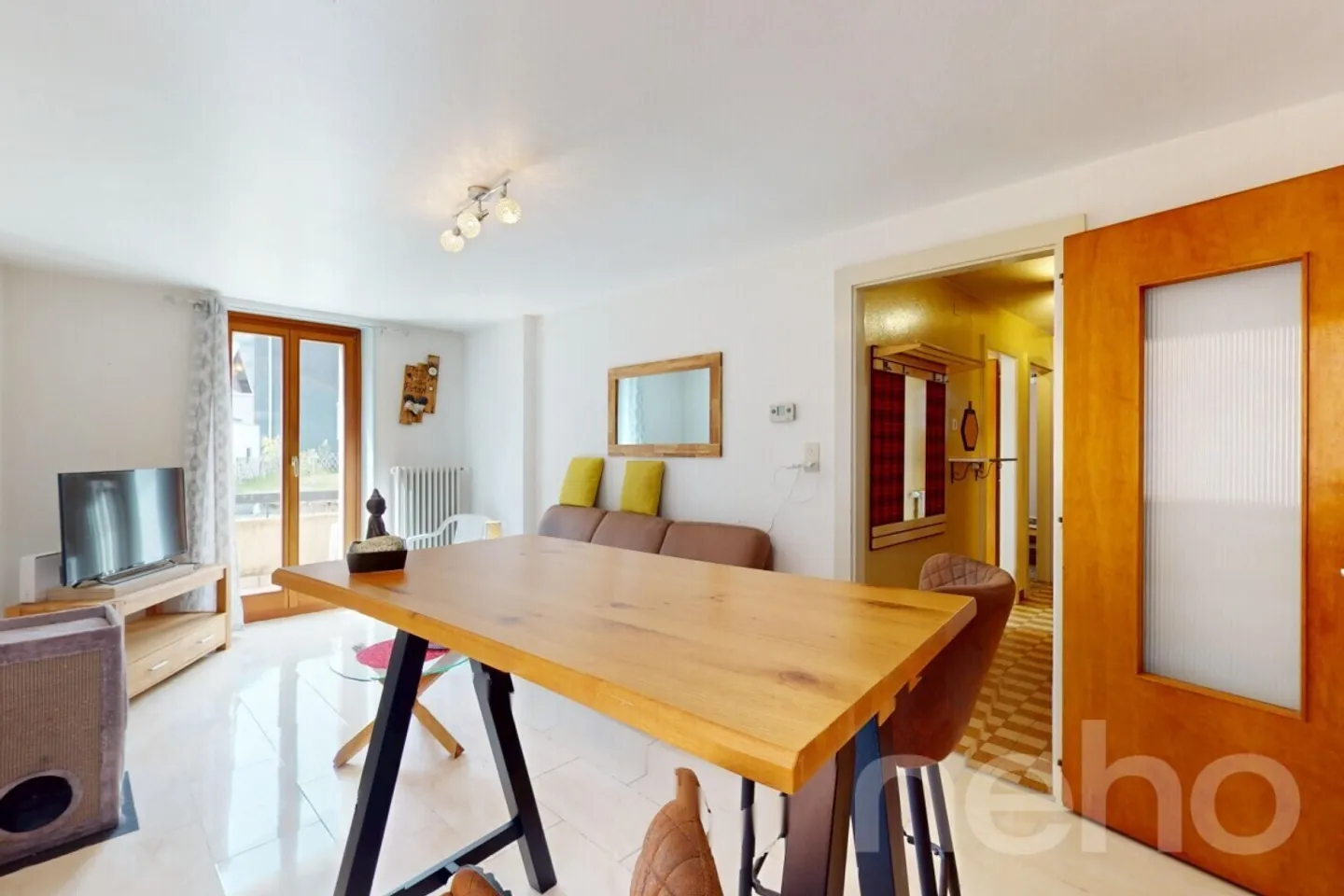 Ensemble immobilier à Collonges: maison et studios! - Photo 2 sur 12