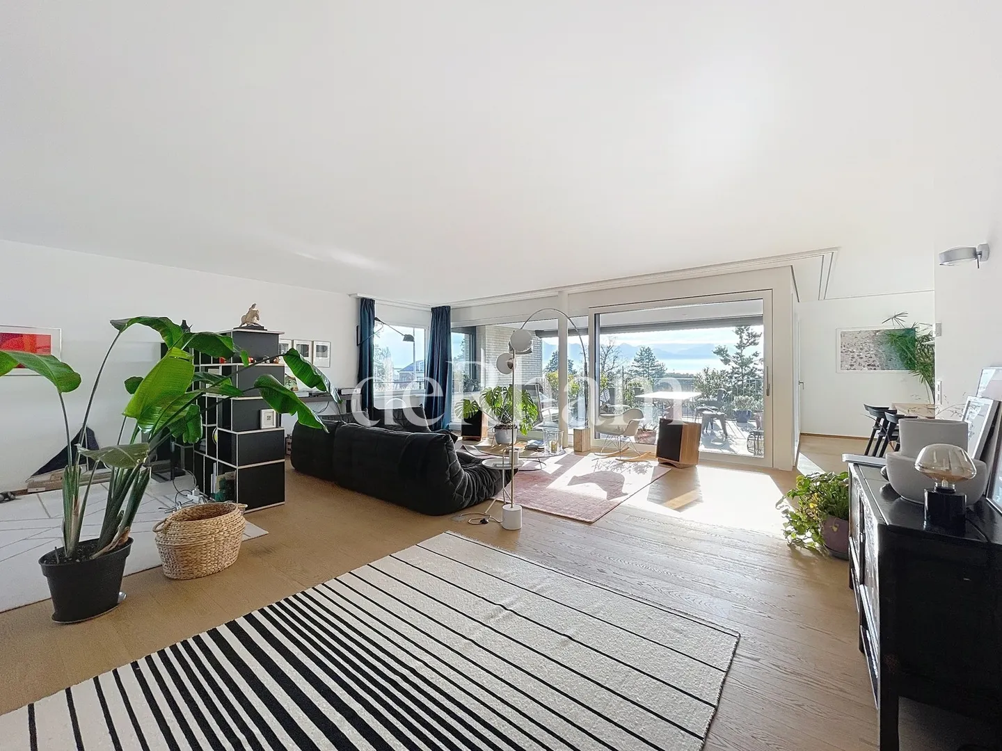 LUTRY: Splendid 4.5 with terrace and lake view! - Photo 13 of 13