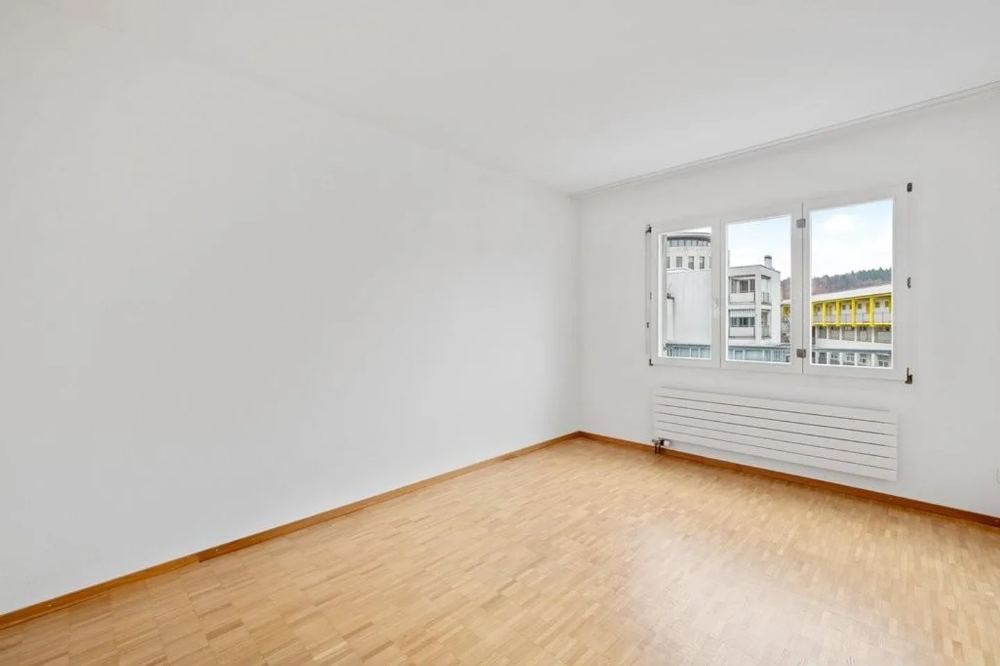 MIETEN OHNE KAUTION - Stilvolle Maisonette-Wohnung mit Dachterrasse - Foto 6 von 9