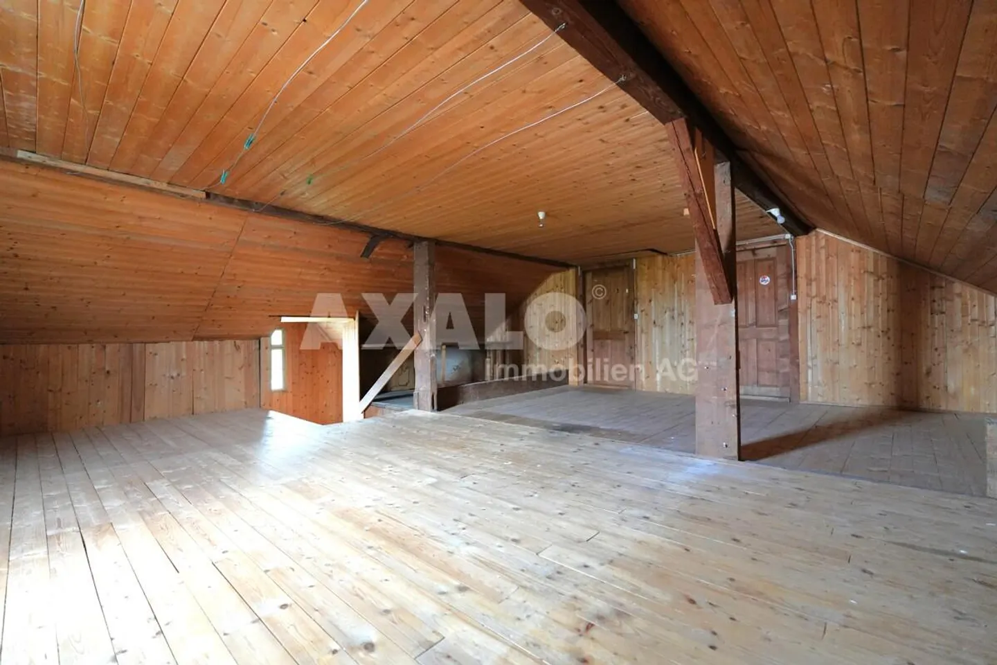 Charming Single-Family Home with Potential in Family-Friendly Location - Photo 10 of 14