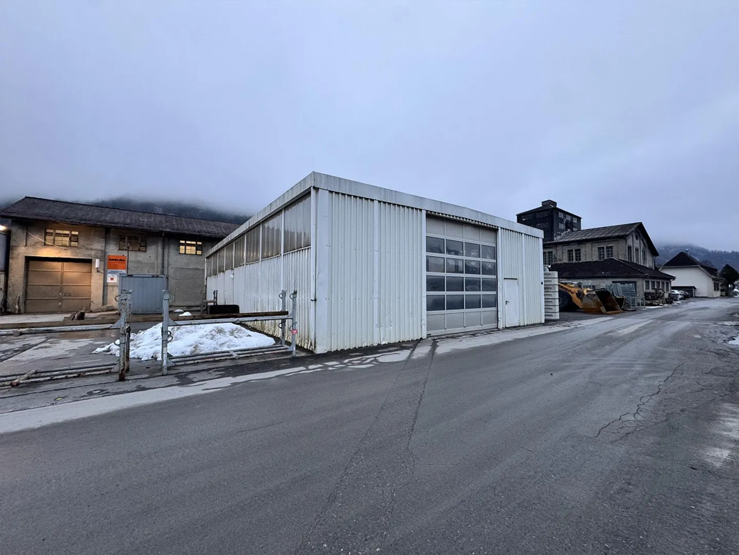 Entrepôt - Accessible - Photo 1 sur 4