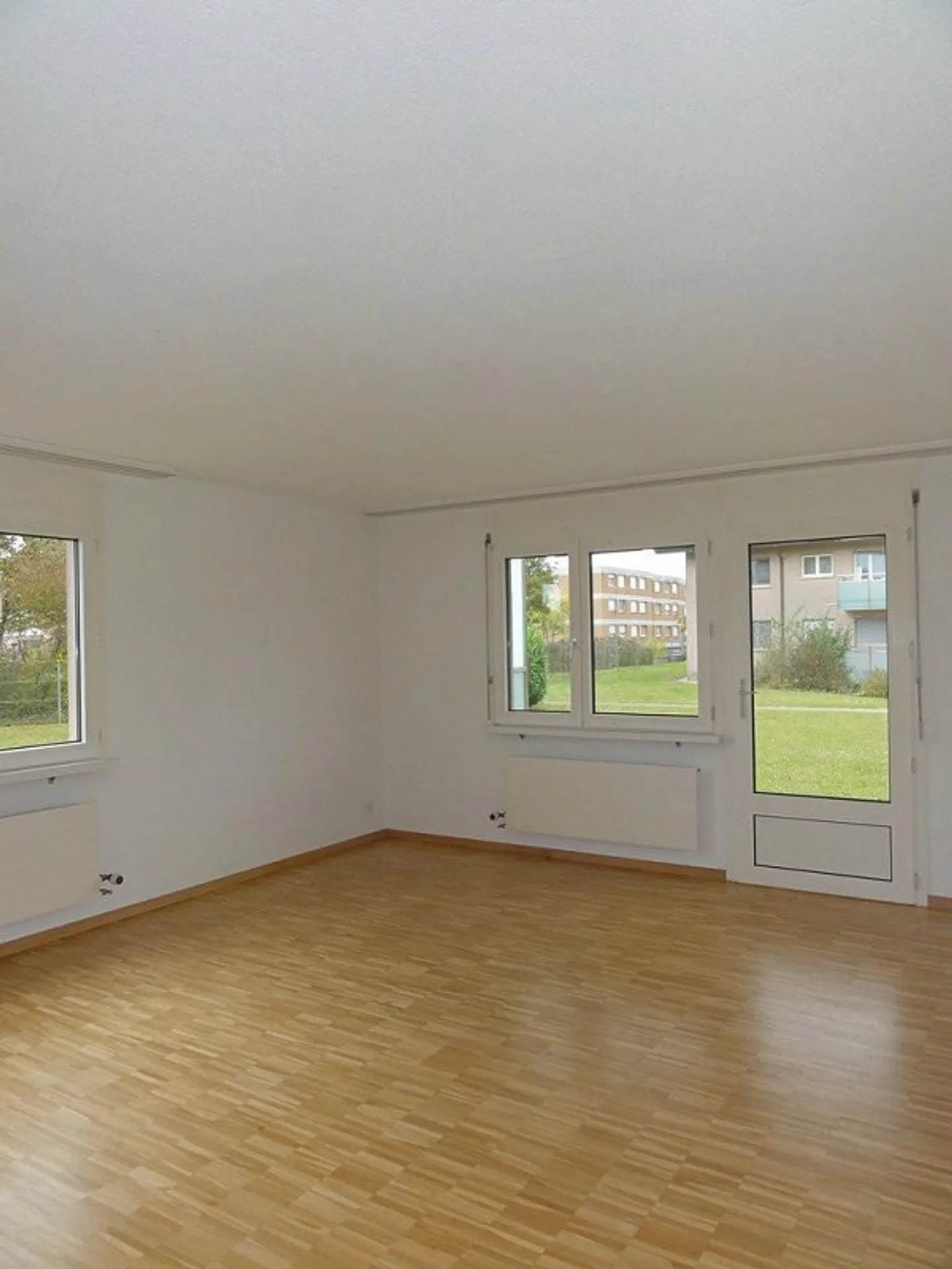 Wohnen in familiärem Quartier am Amselweg - Foto 2 von 12