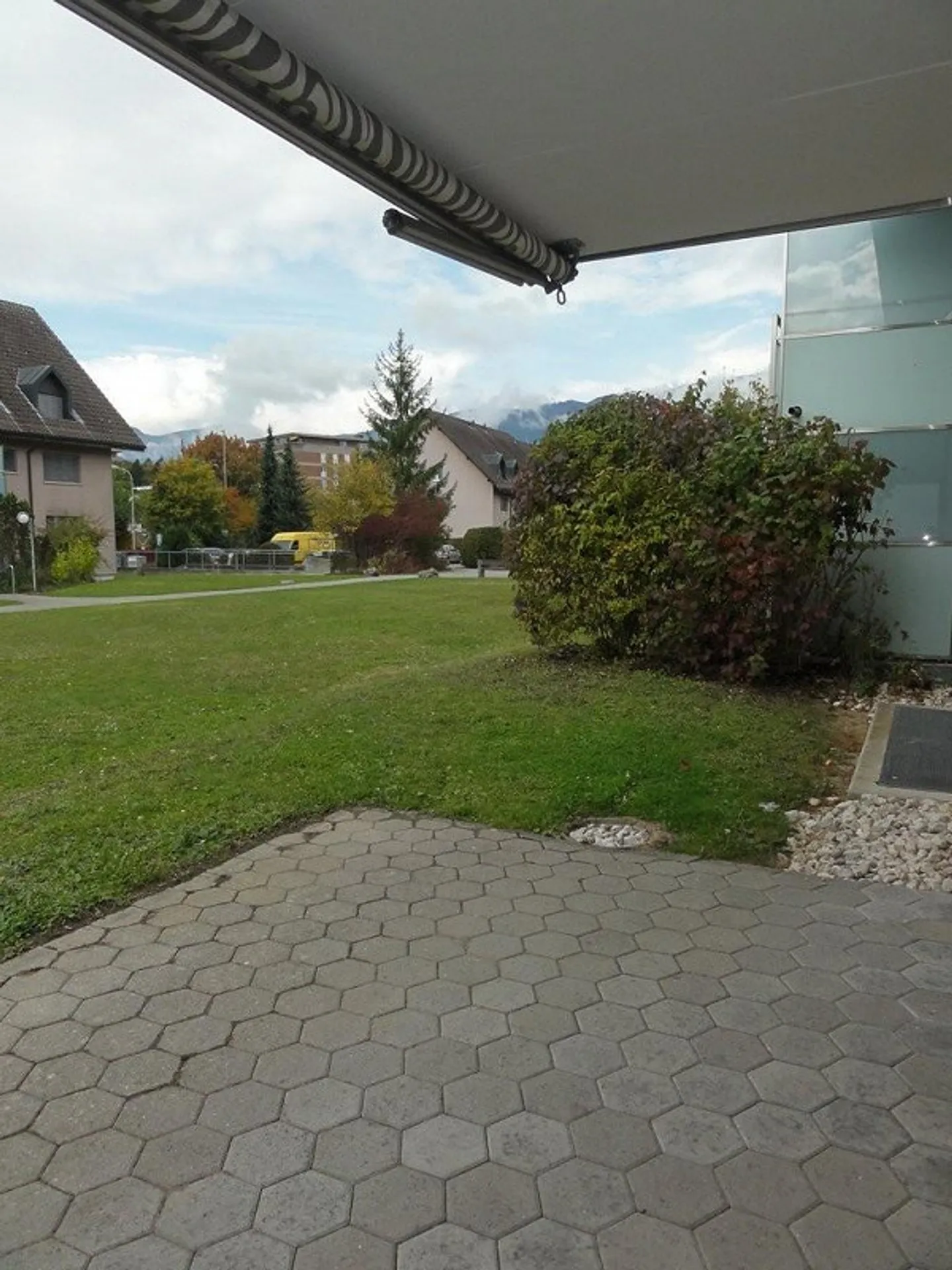 Wohnen in familiärem Quartier am Amselweg - Foto 3 von 12