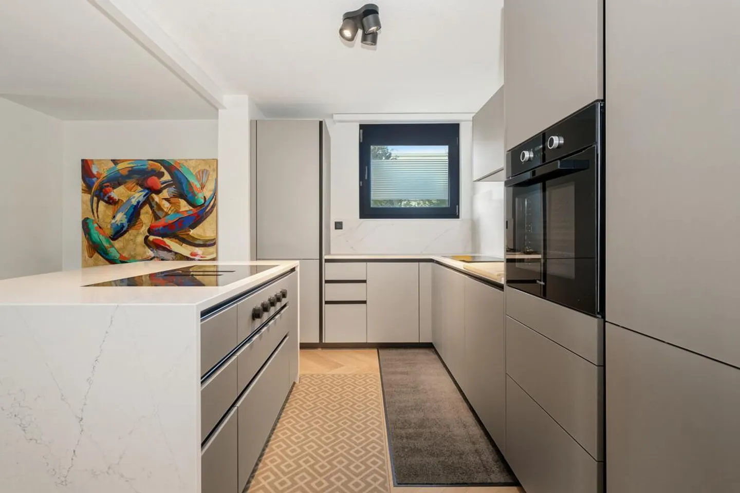 Feusisberg: Living above Lake Zurich with a panorama - Photo 2 of 5