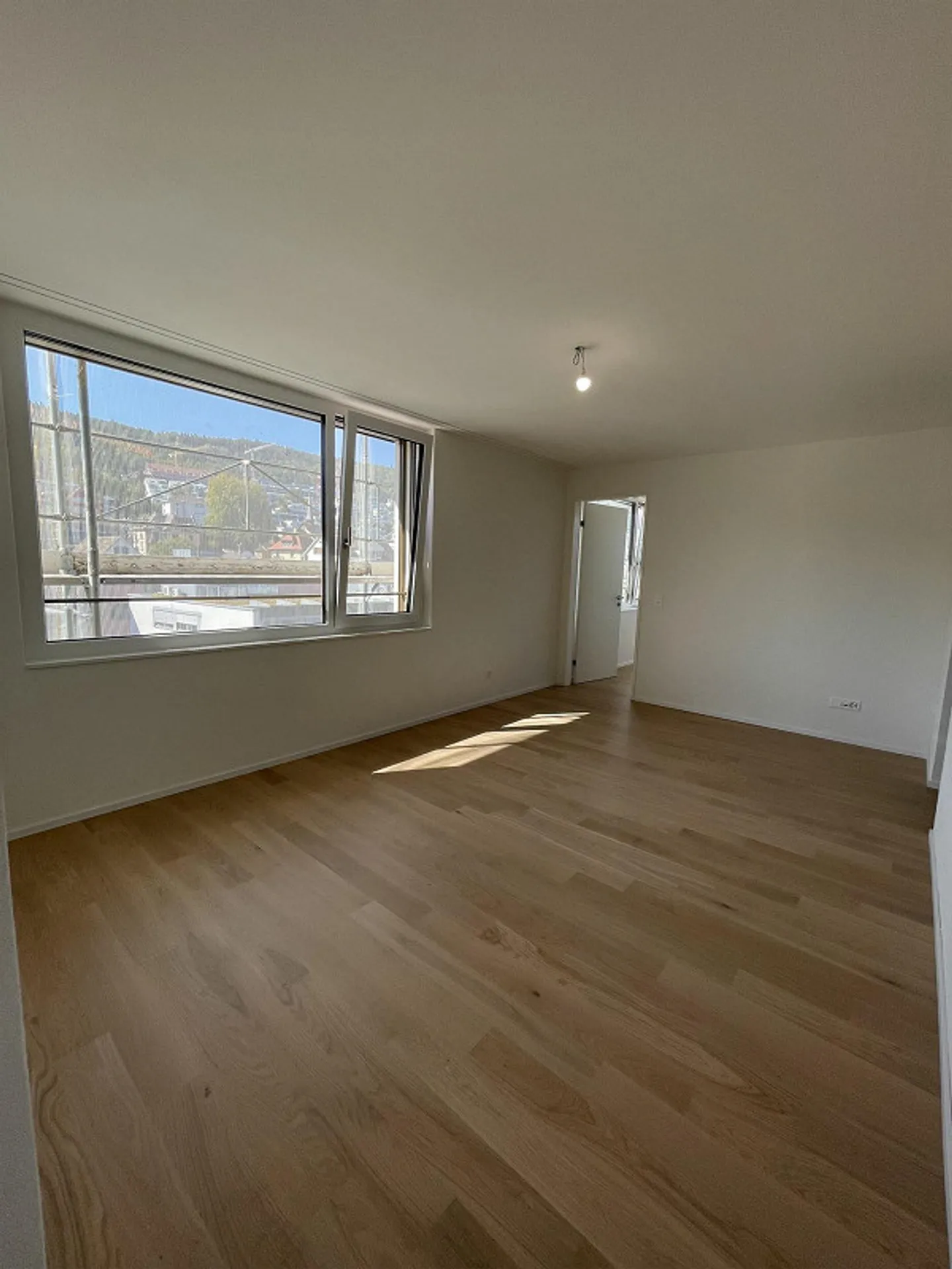 Moderne 2.5-Zimmerwohnung in Horgen  Zentral & Seenah - Foto 6 von 9