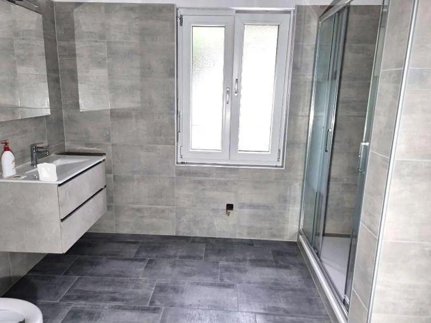 Casa plurifamiliare di 3 app. con garage posizione centrale, soleggiante - Foto 8 di 29