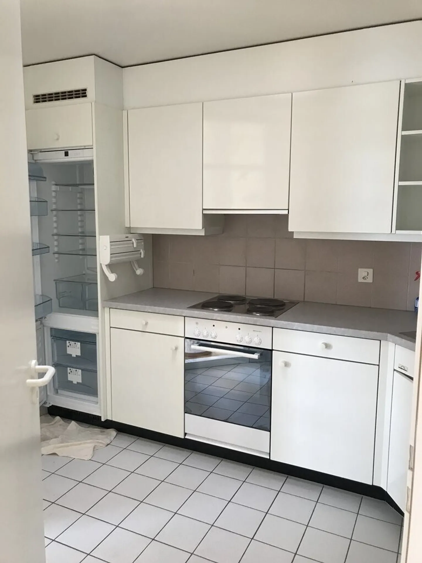 SOFORT ZU VERMIETEN - 2-Zimmer-Wohnung im Stadtzentrum von Lausanne - Foto 2 von 7