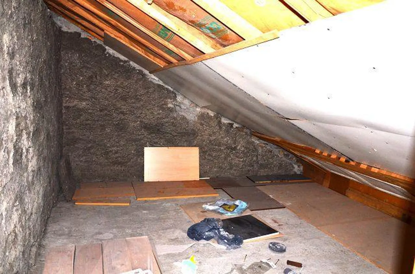 Casa plurifamiliare di 3 app. con garage posizione centrale, soleggiante - Foto 15 di 29