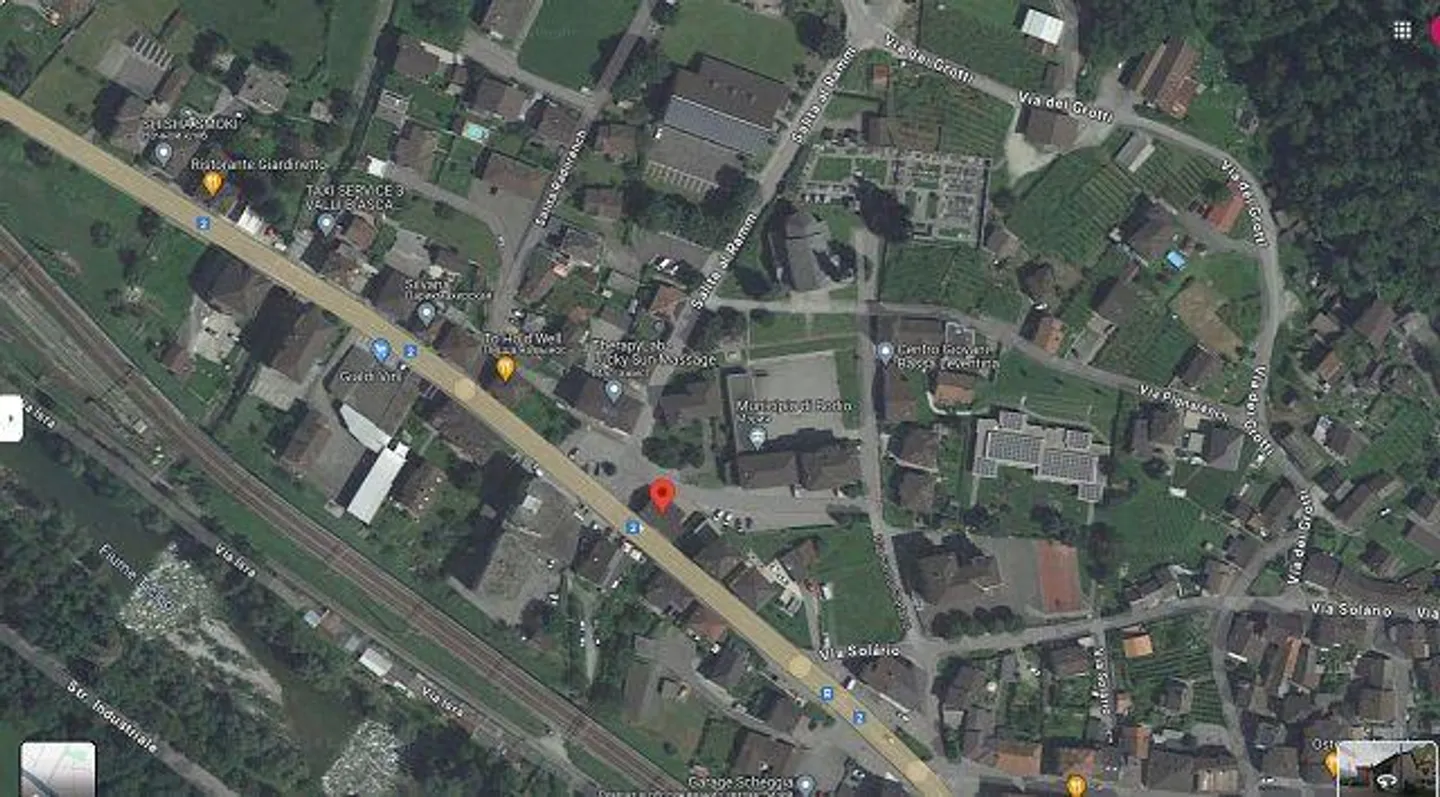 Casa plurifamiliare di 3 app. con garage posizione centrale, soleggiante - Foto 22 di 29