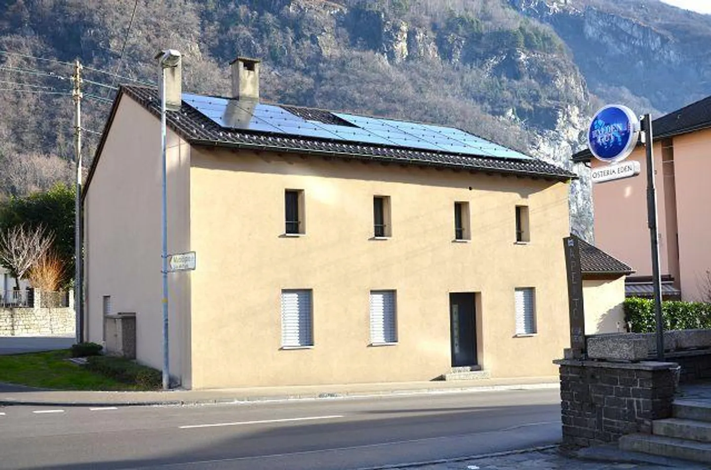 Casa plurifamiliare di 3 app. con garage posizione centrale, soleggiante - Foto 29 di 29