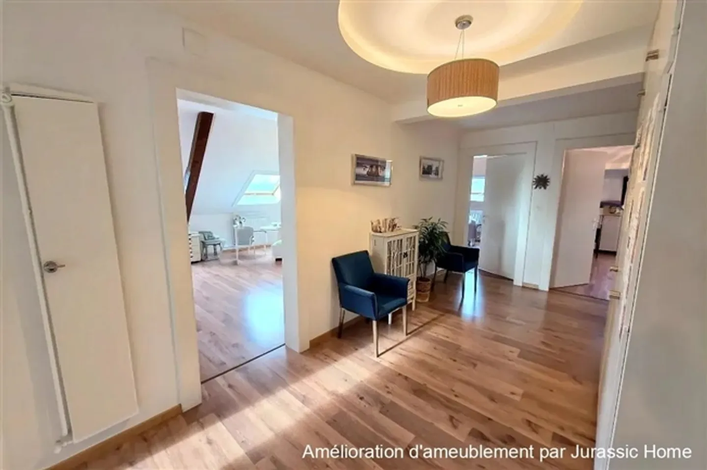 «Geräumige Wohnung unter dem Deck von Porrentruy» - Foto 2 von 9