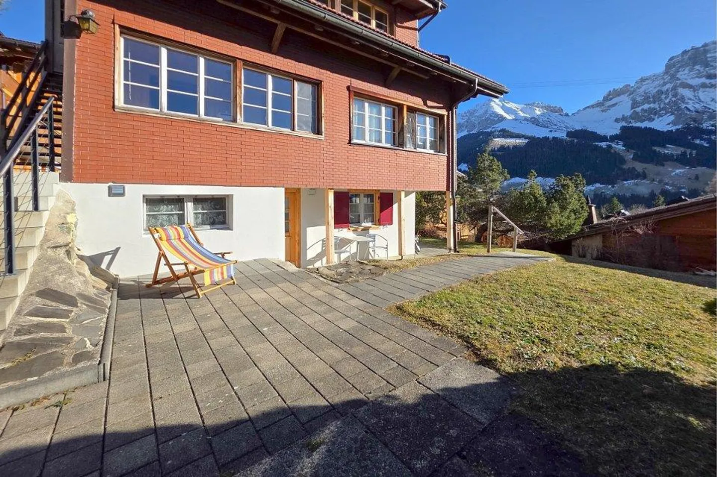 Living, investing, and enjoying on the sunny side of Adelboden with a view of the Lohner. - Photo 3 of 13