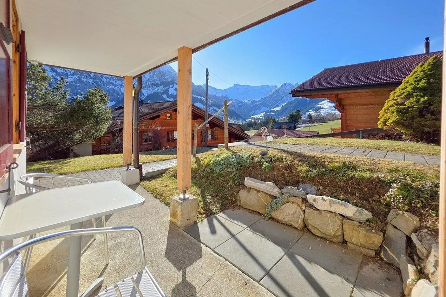 Living, investing, and enjoying on the sunny side of Adelboden with a view of the Lohner. - Photo 5 of 13