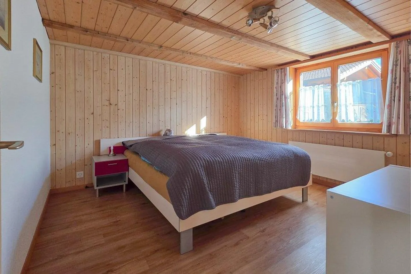 Living, investing, and enjoying on the sunny side of Adelboden with a view of the Lohner. - Photo 13 of 13