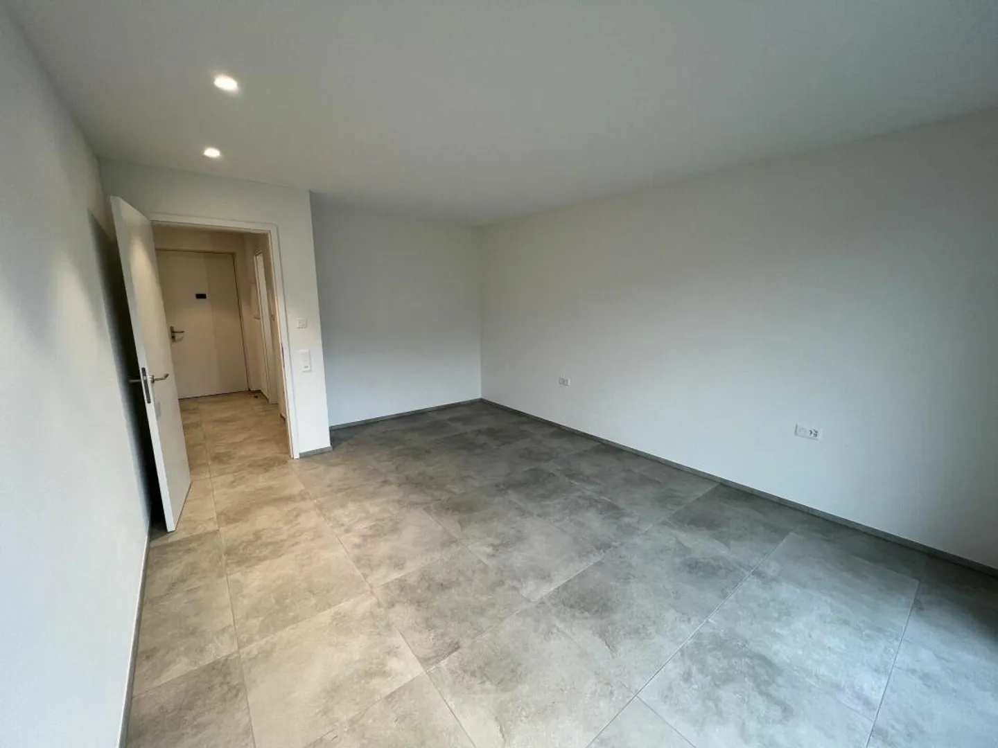 2.5 Room Apartment 1st Floor - Photo 11 of 17