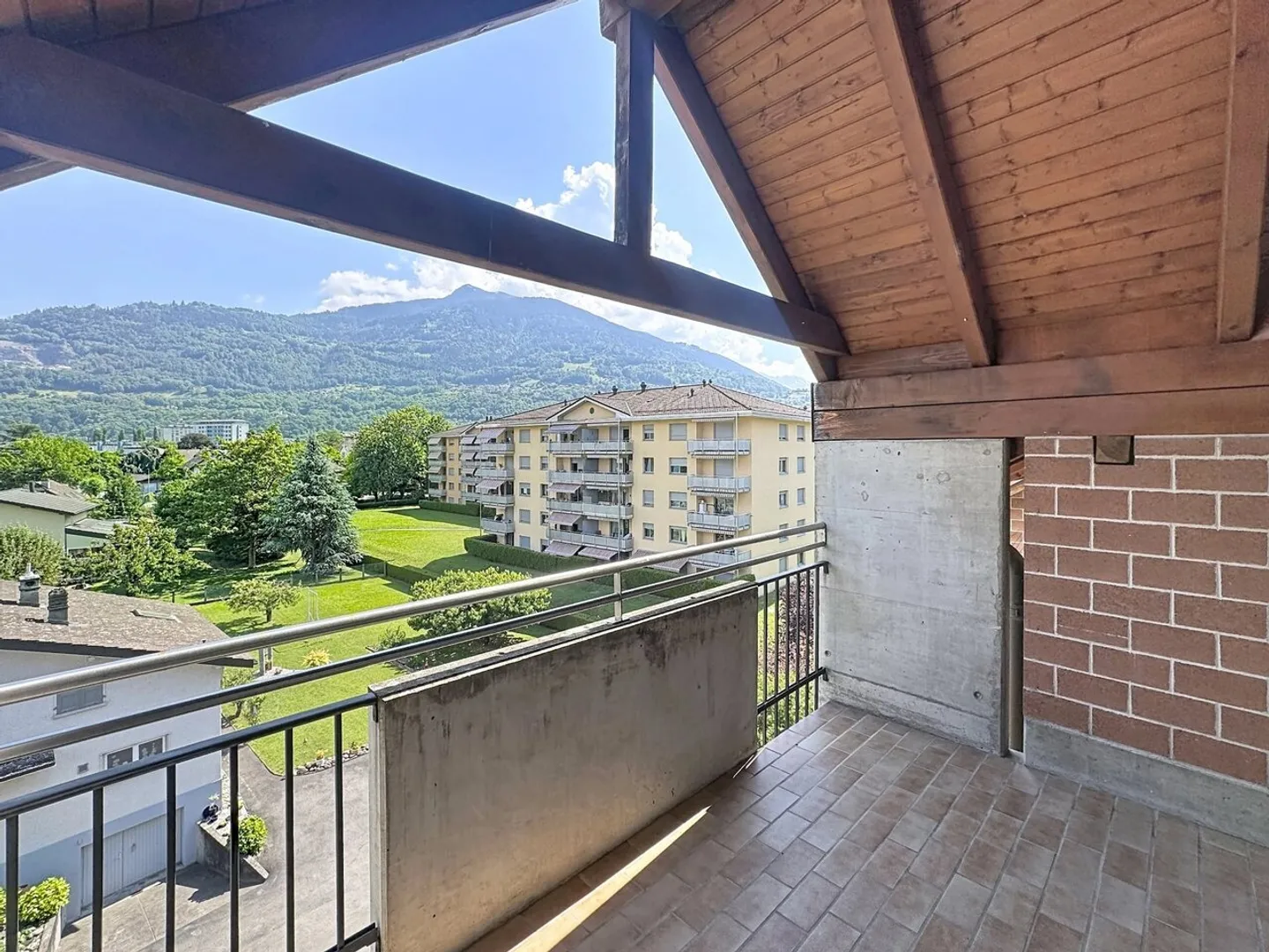 Appartement 4,5 pièces à Monthey - Confort, Espace et Luminosité - Photo 9 sur 11