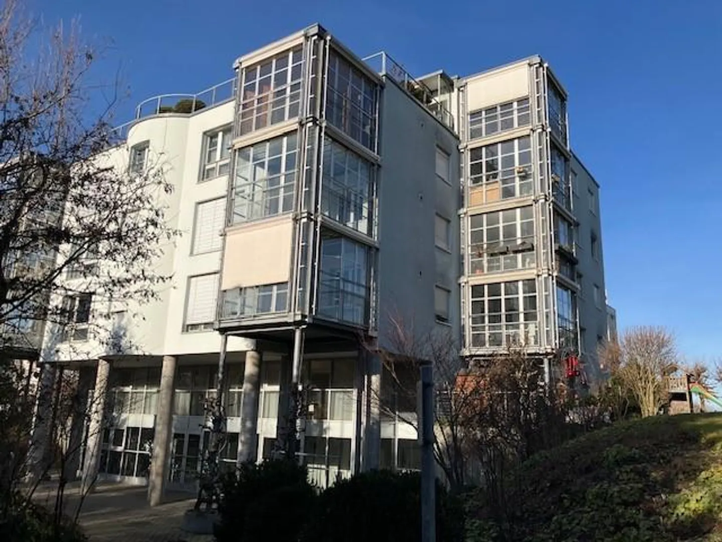 Vivre moderne dans un endroit calme – appartement de 3,5 pièces fraîchement rénové à Münchenbuchsee - Photo 4 sur 4