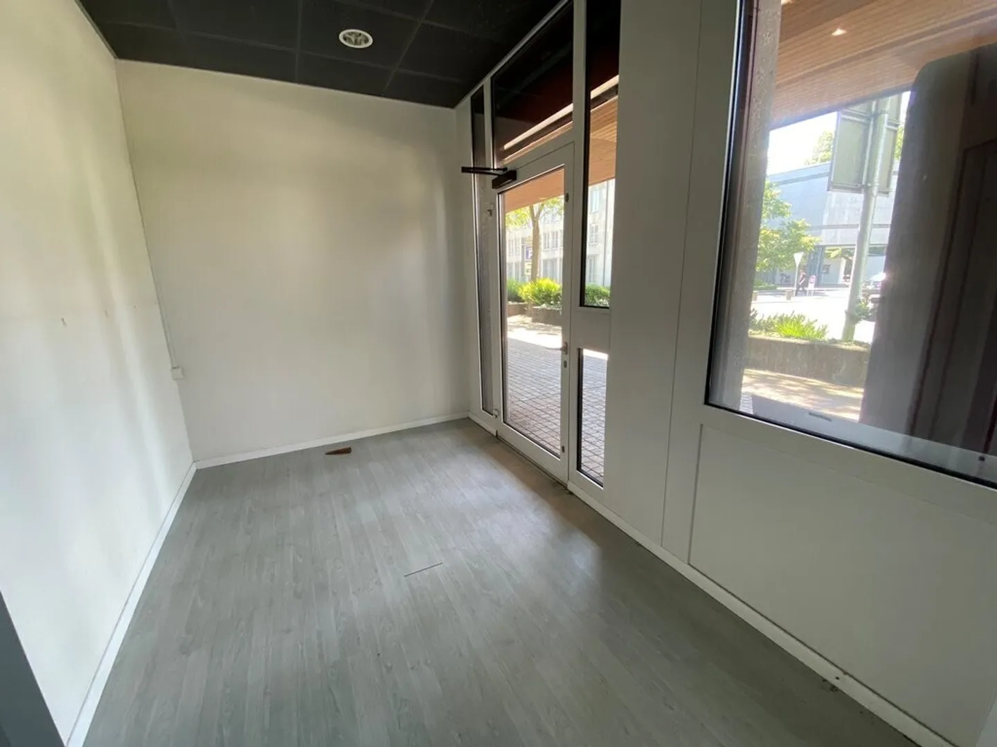 Votre nouveau site d'entreprise - au centre de Wohlen - Photo 2 sur 8