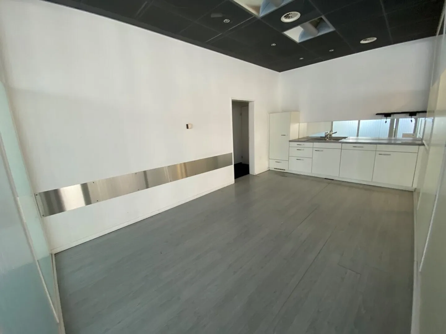 Votre nouveau site d'entreprise - au centre de Wohlen - Photo 5 sur 8