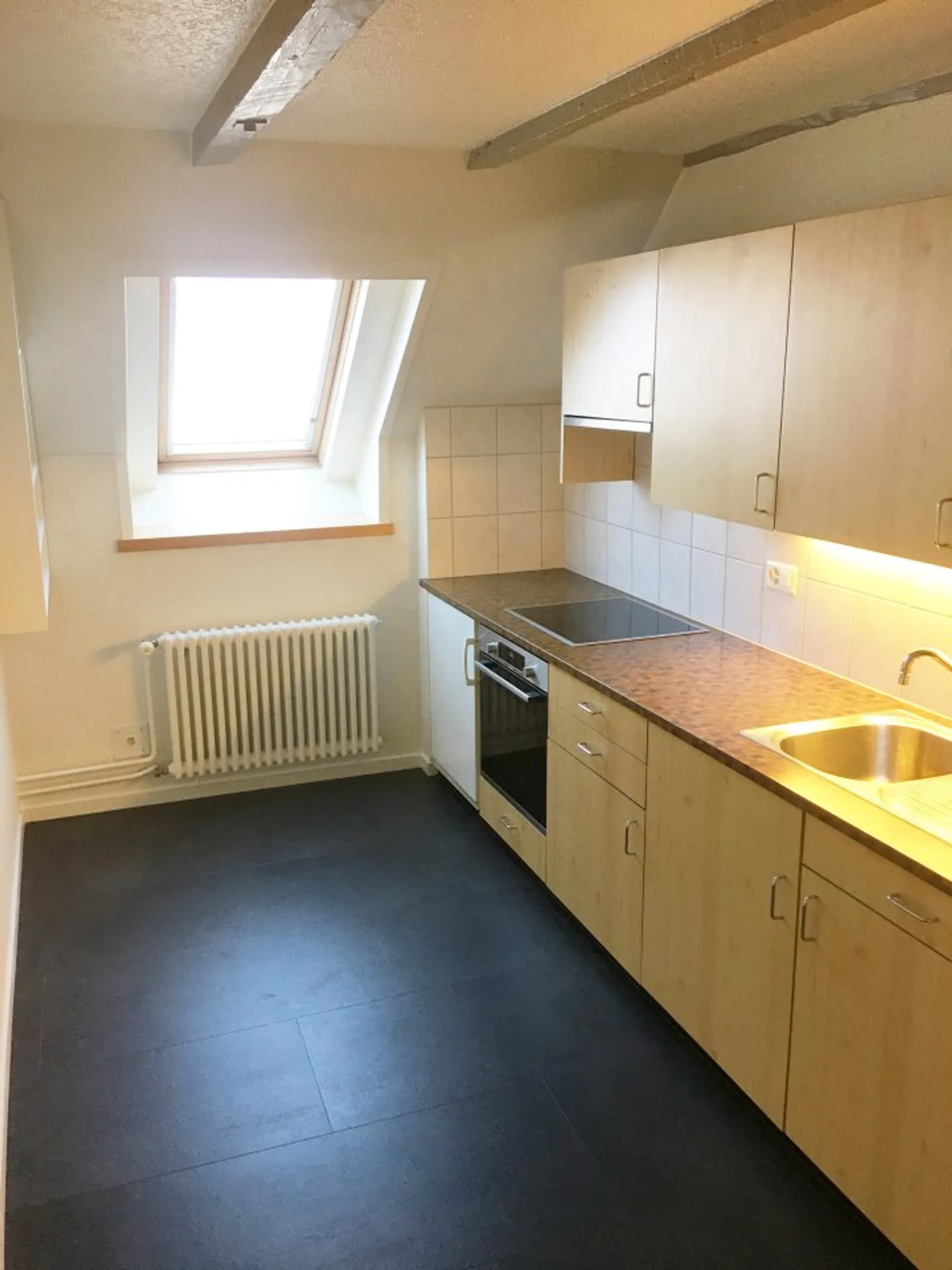 01182 - Appartamento spazioso - Temple-Allemand 97 - La Chaux-de-Fonds - Foto 1 di 5