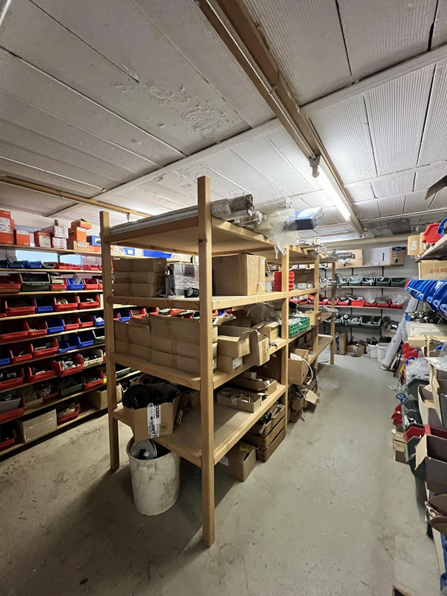 Geräumige Werkstatt und Bürofläche - Foto 6 von 10