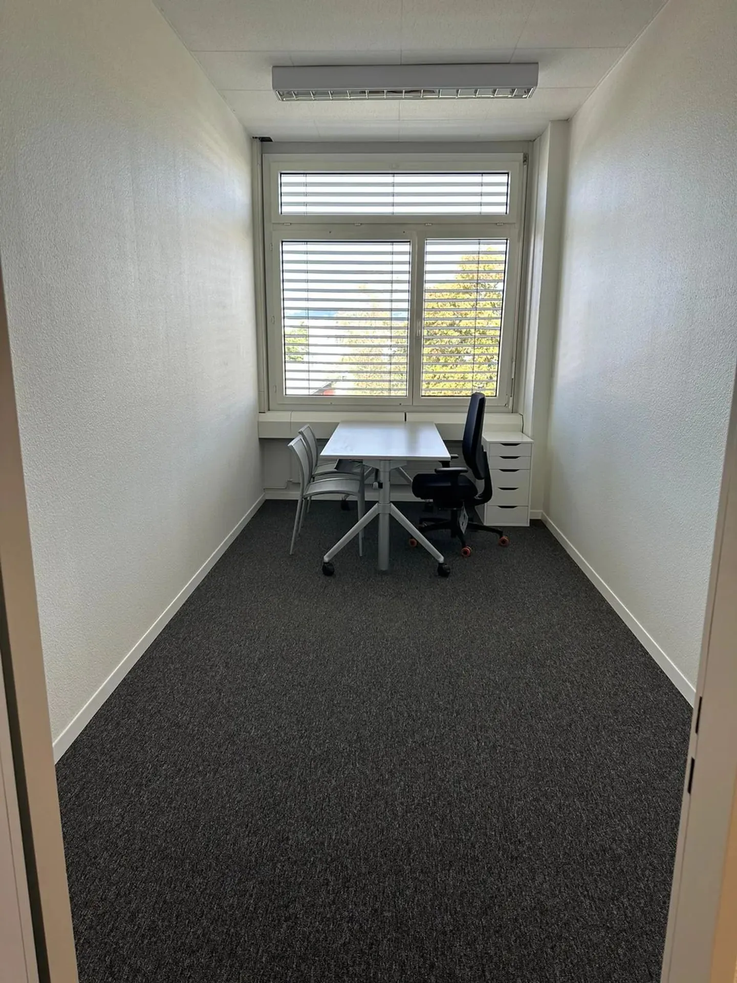 Commercial à louer, Industriestrasse 25, à Volketswil, Suisse - Photo 7 sur 7