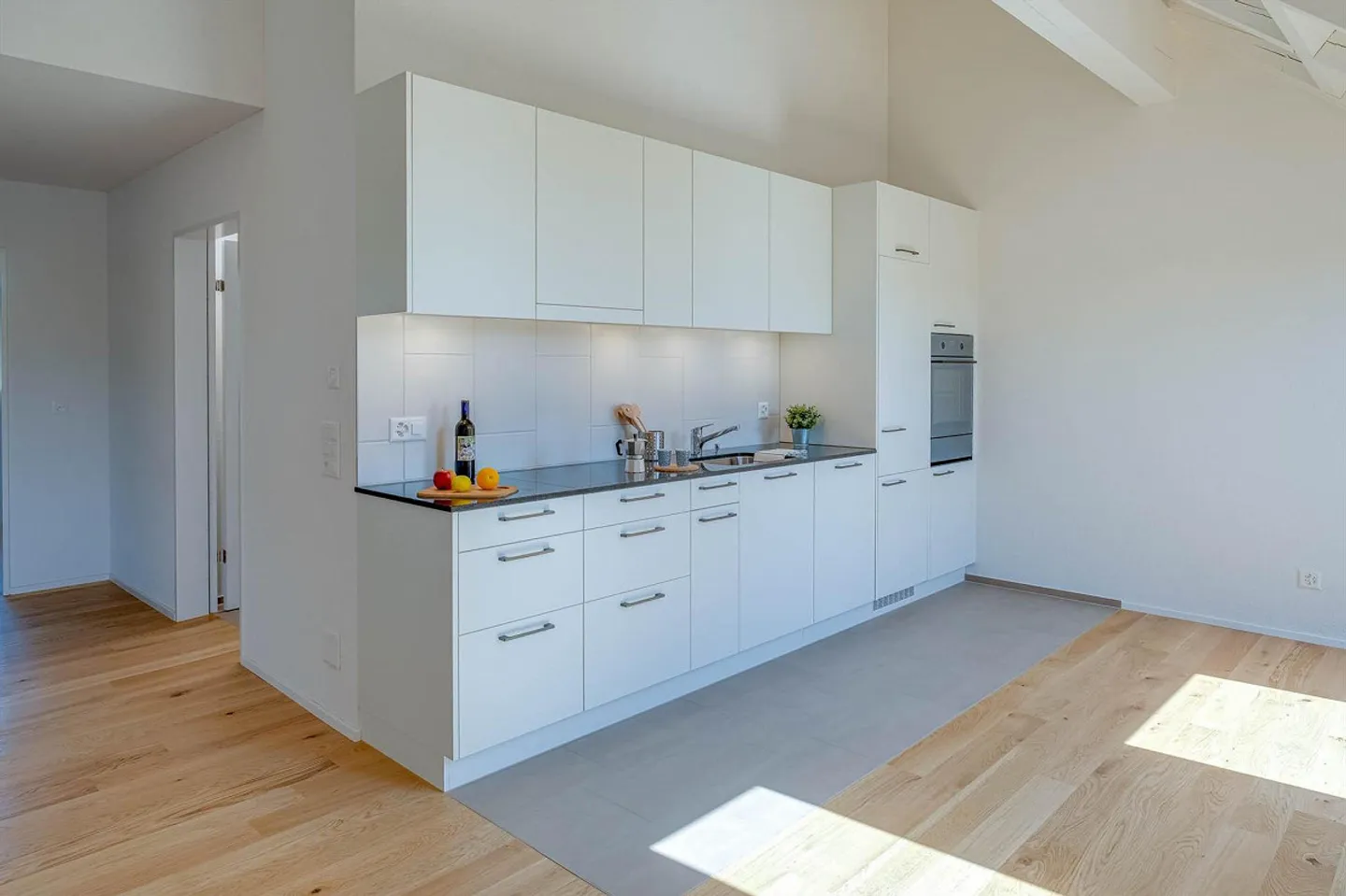 grosszügige Dachwohnung - Foto 3 von 12