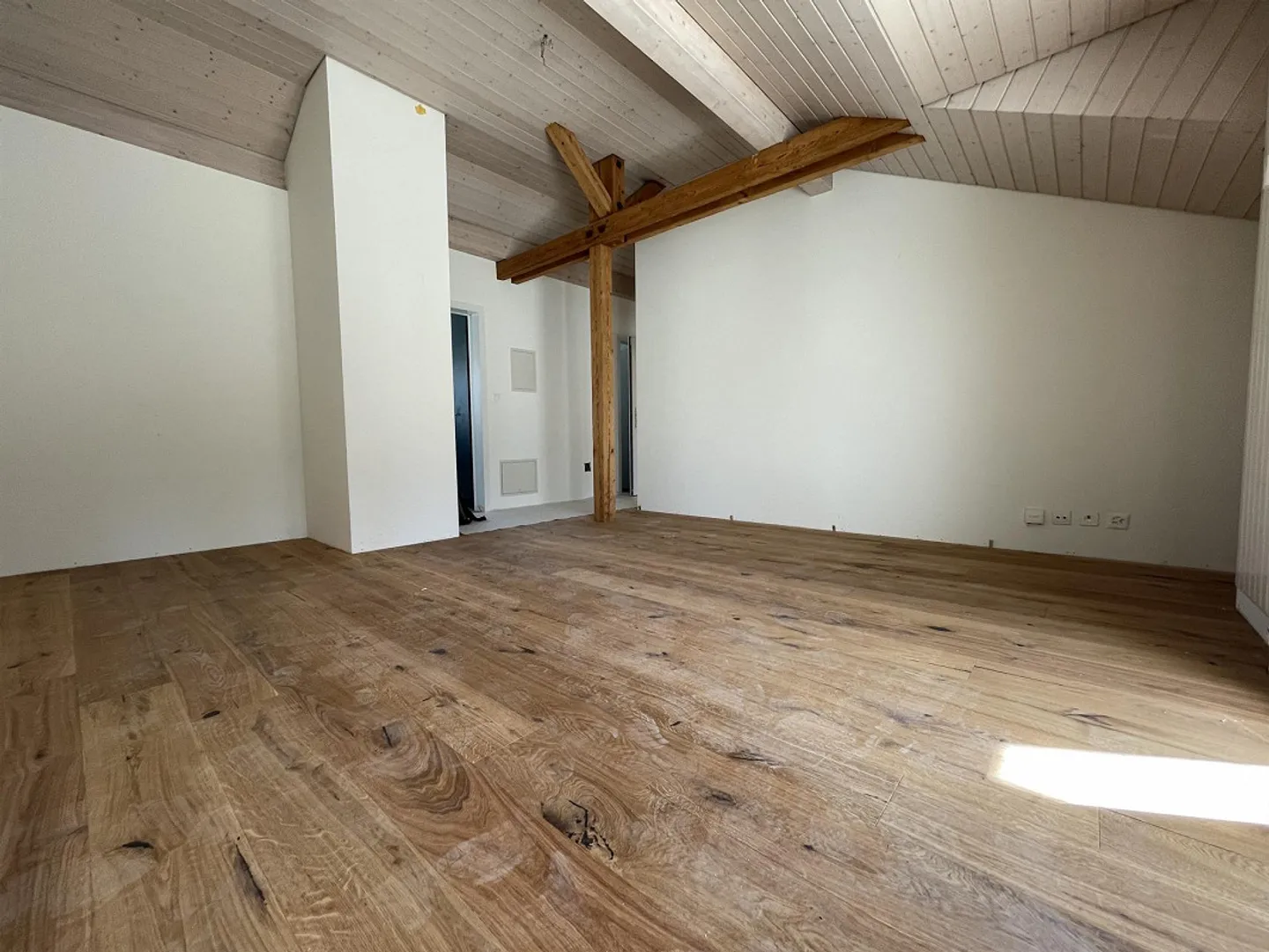 Appartamento mansardato a Lucerna - Foto 3 di 5