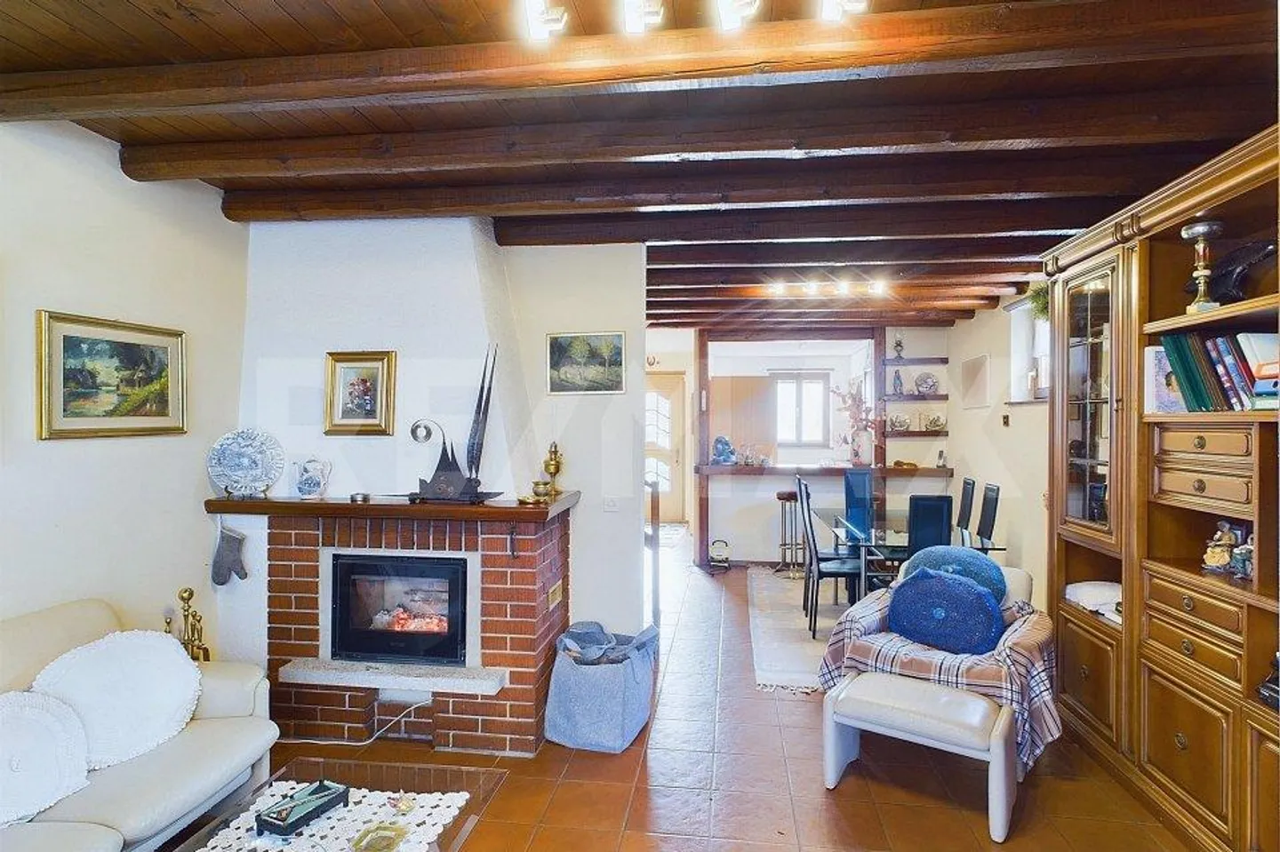 4 ½ - Room House with Panoramic View and Versatile Spaces - Photo 9 of 13