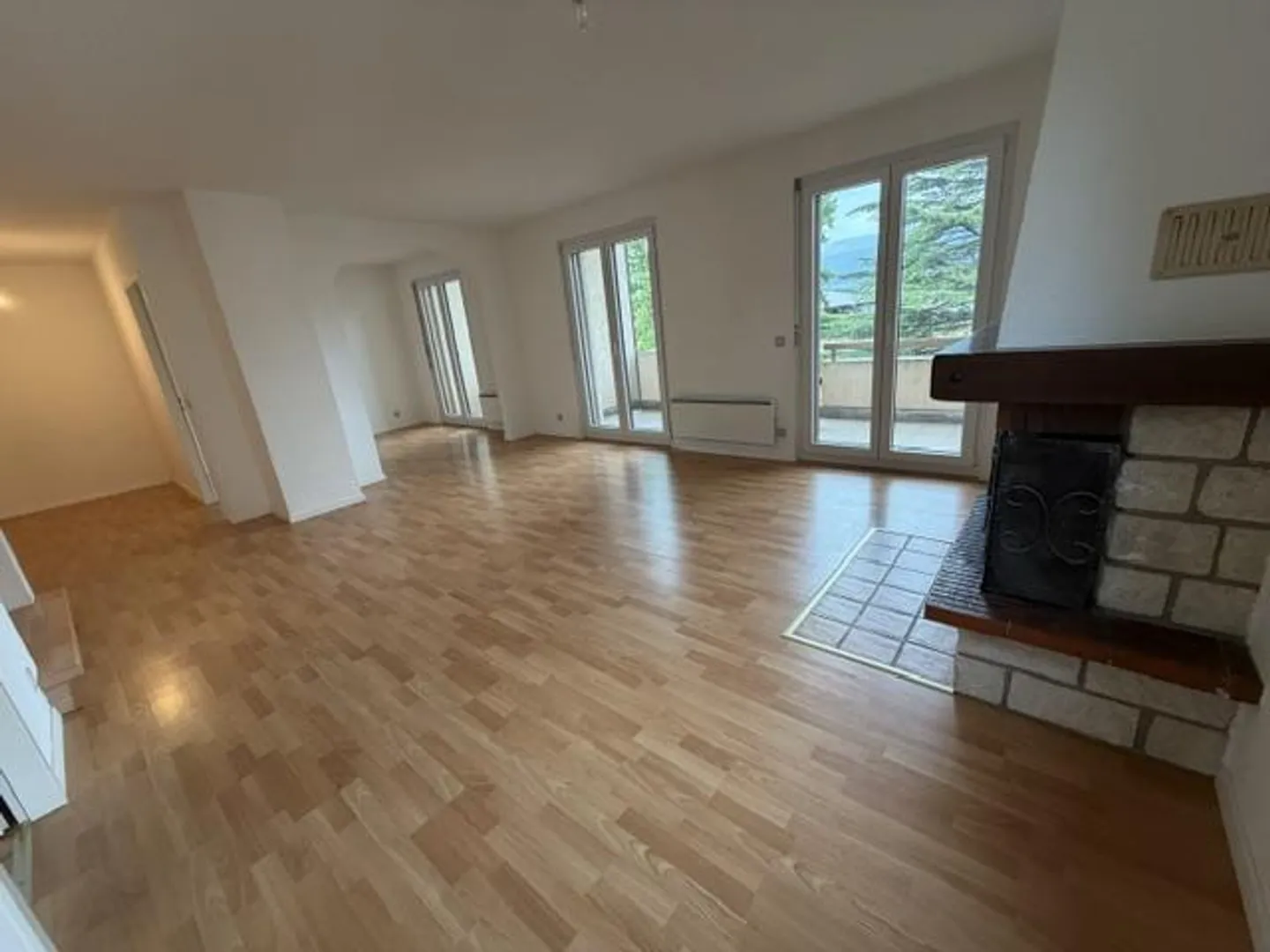 APPARTAMENTO DUPLEX - 5 STANZE - TERRE SAINTE - Foto 6 di 12