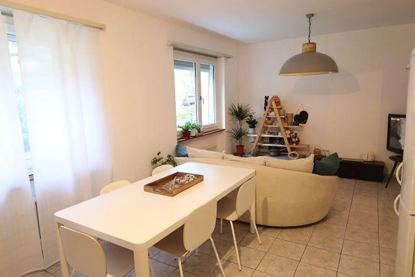 Appartement 4½ pièces ensoleillé à Giornico - Photo 2 sur 18