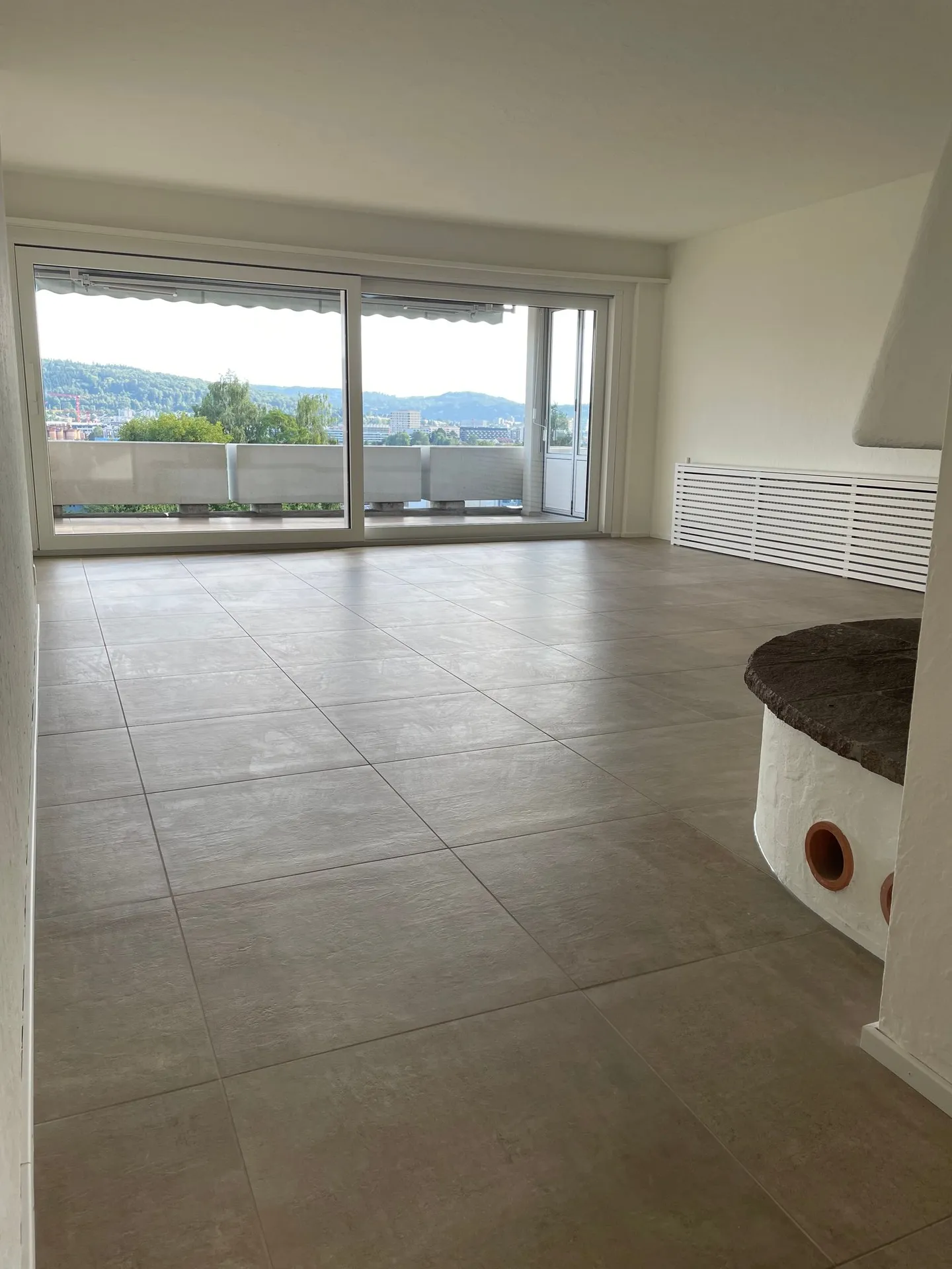 Grosszügige und moderne 4.5-Zimmer-Wohnung an ruhiger Lage - Foto 1 von 14