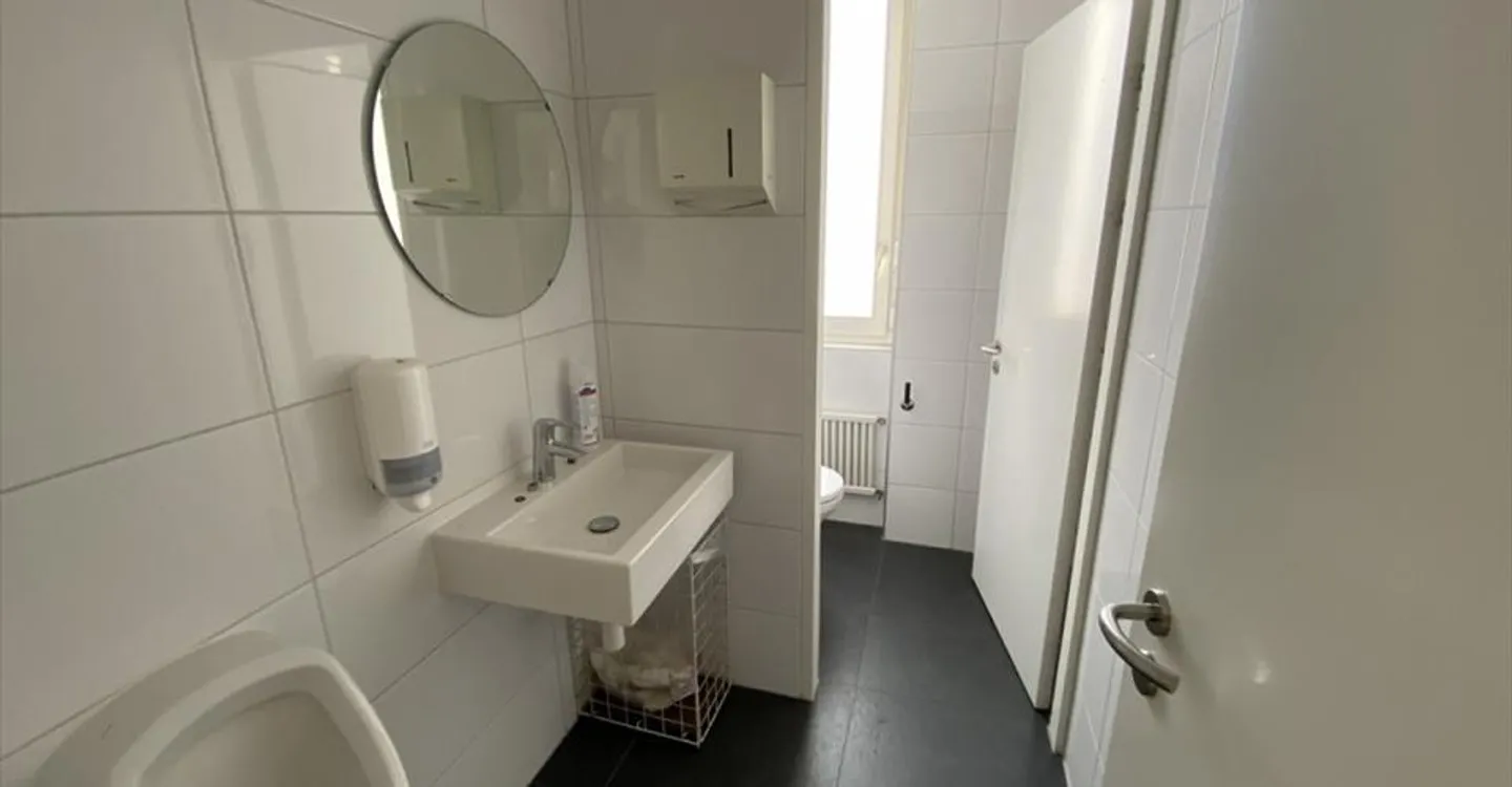 Immeuble mixte à louer - Photo 5 sur 8