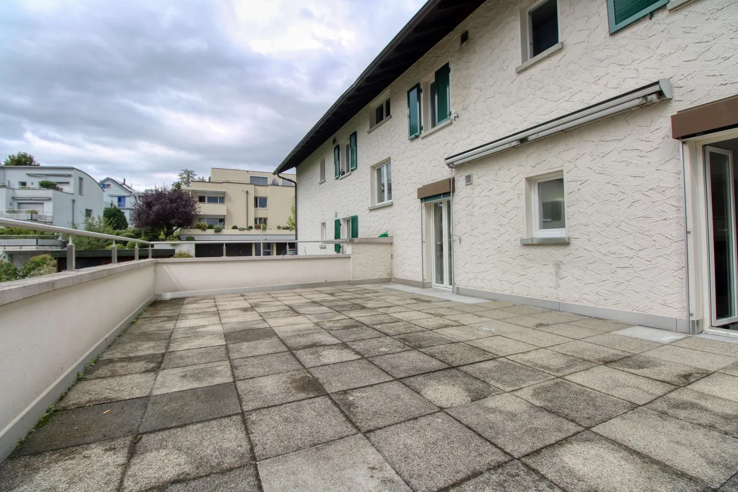 Spacious Coliving Apartment with Large Terrace in Wallisellen - Photo 9 of 25