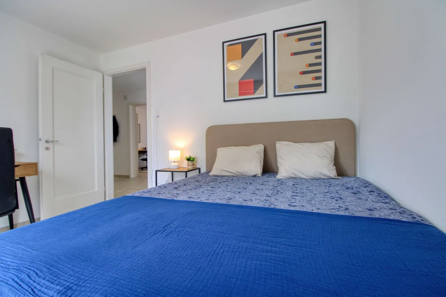 Spacious Coliving Apartment with Large Terrace in Wallisellen - Photo 4 of 25