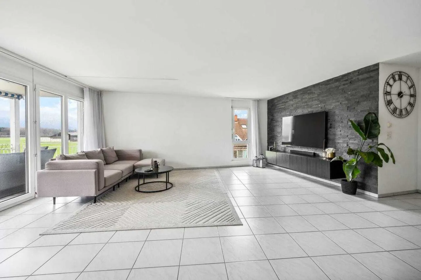 Appartement 4.5 pièces ensoleillé à vendre à Subingen - Photo 4 sur 13