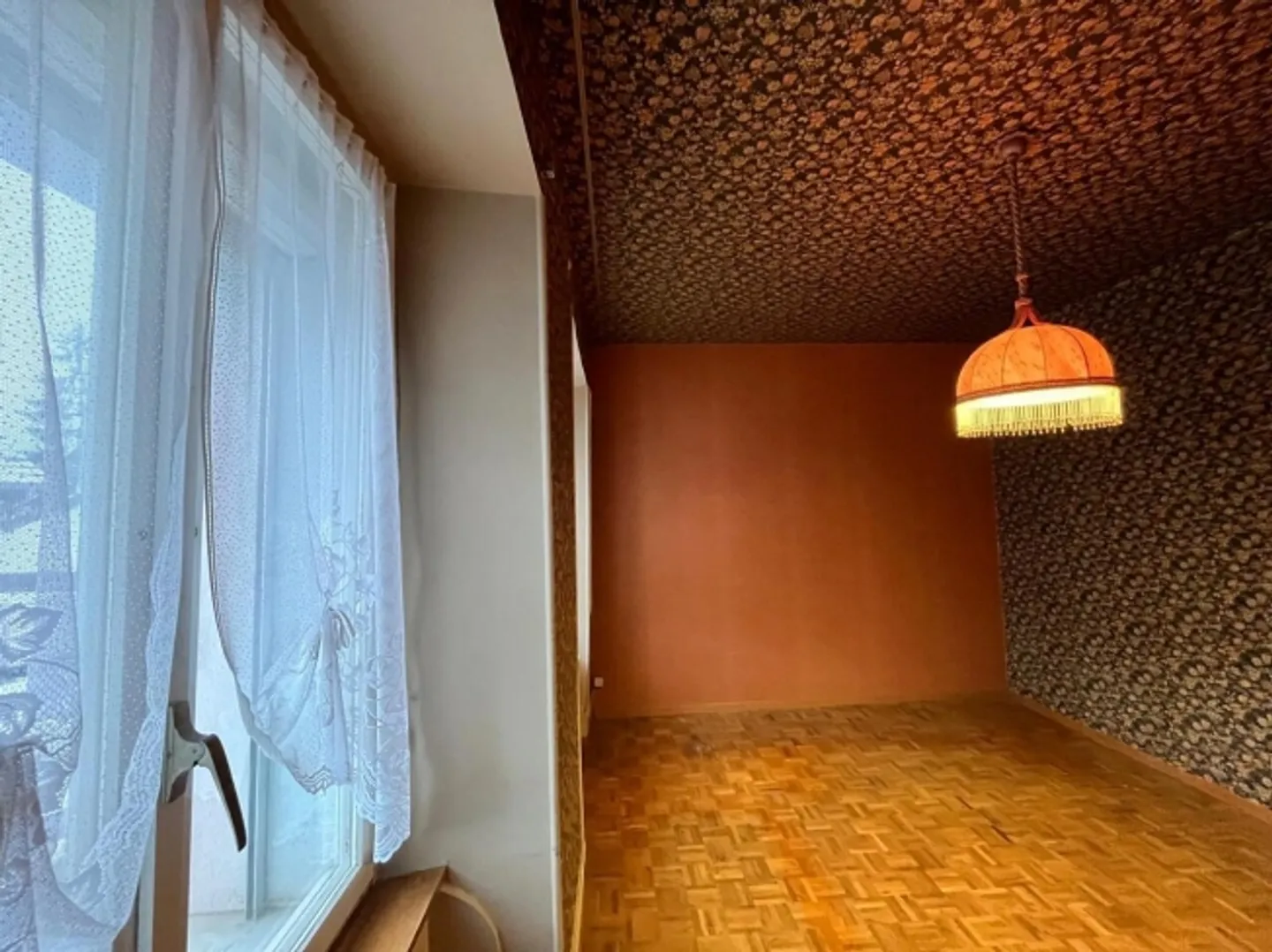 „Appartamento di 4,5 stanze con fascino vintage in centro città.“ - Foto 5 di 14