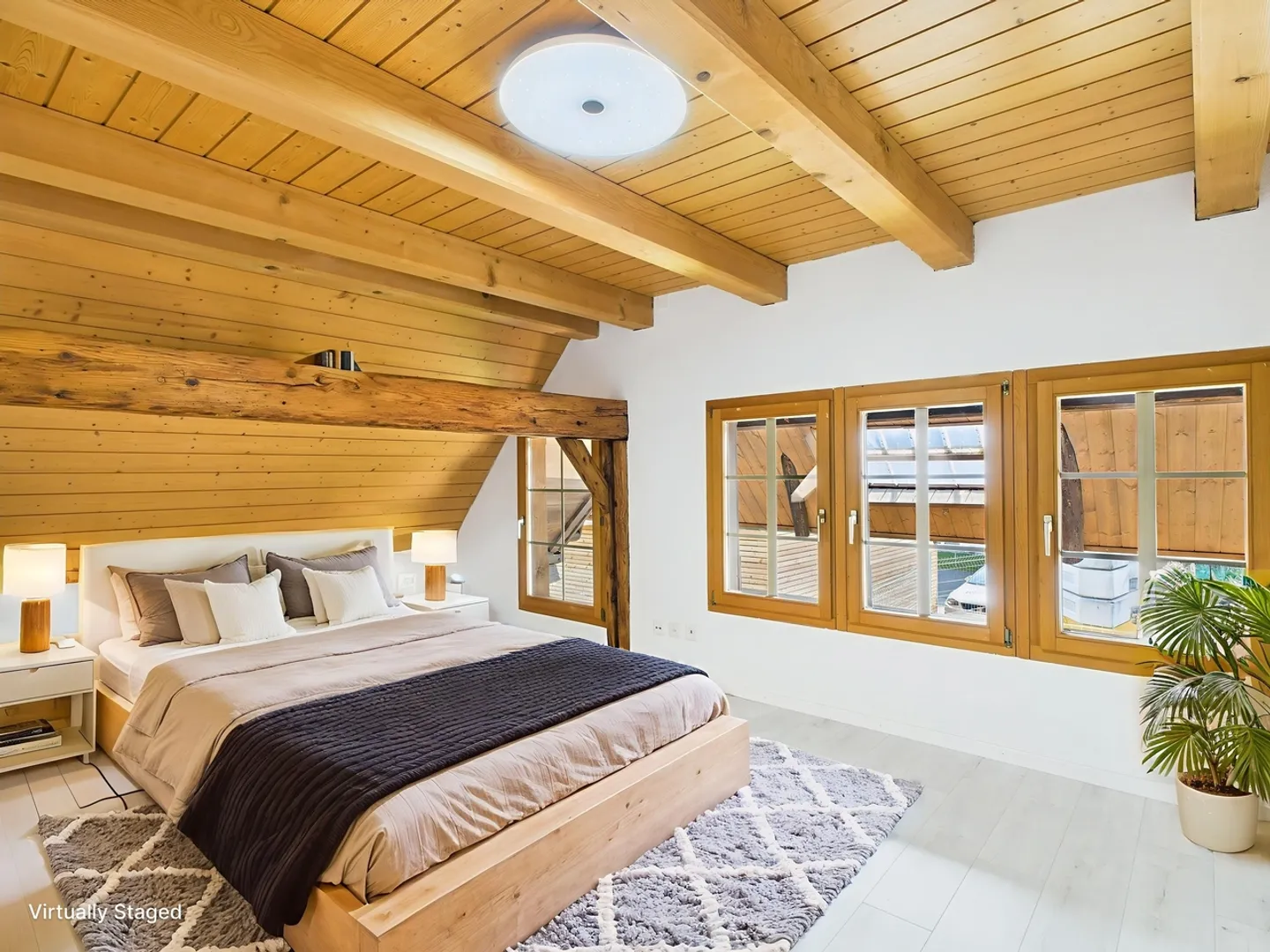 Casa a schiera ristrutturata di 5,5 stanze a Mattstetten - Foto 6 di 13