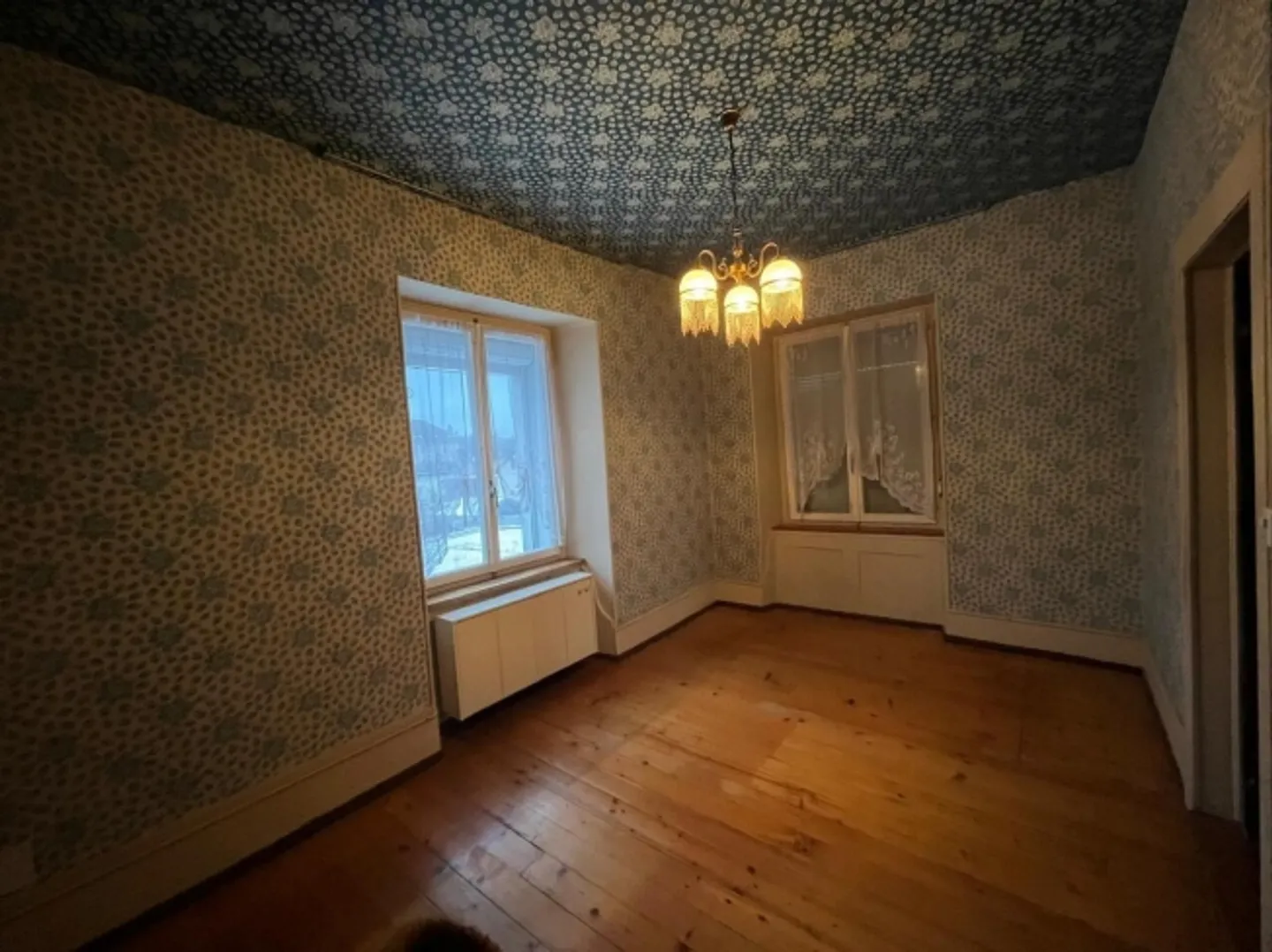 „Appartamento di 4,5 stanze con fascino vintage in centro città.“ - Foto 7 di 14