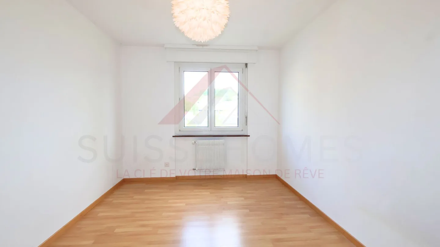 Marly - Renovated 3.5 Room Apartment with Southwest Balcony and Optional Indoor Parking - Photo 10 of 18