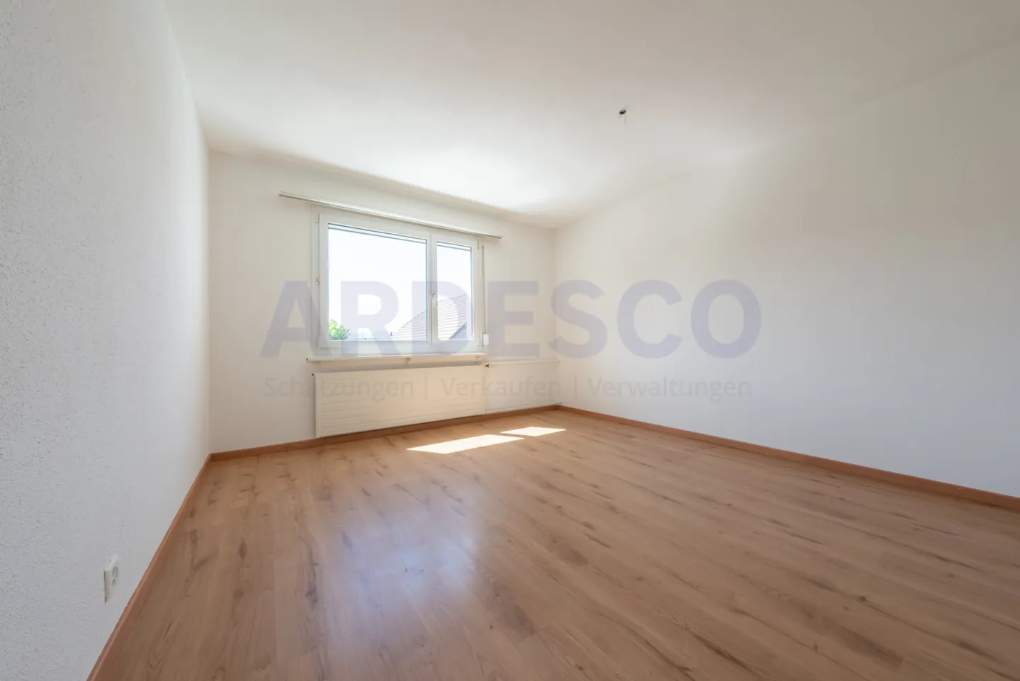 Modernes Apartment in ruhiger Lage - Foto 4 von 6