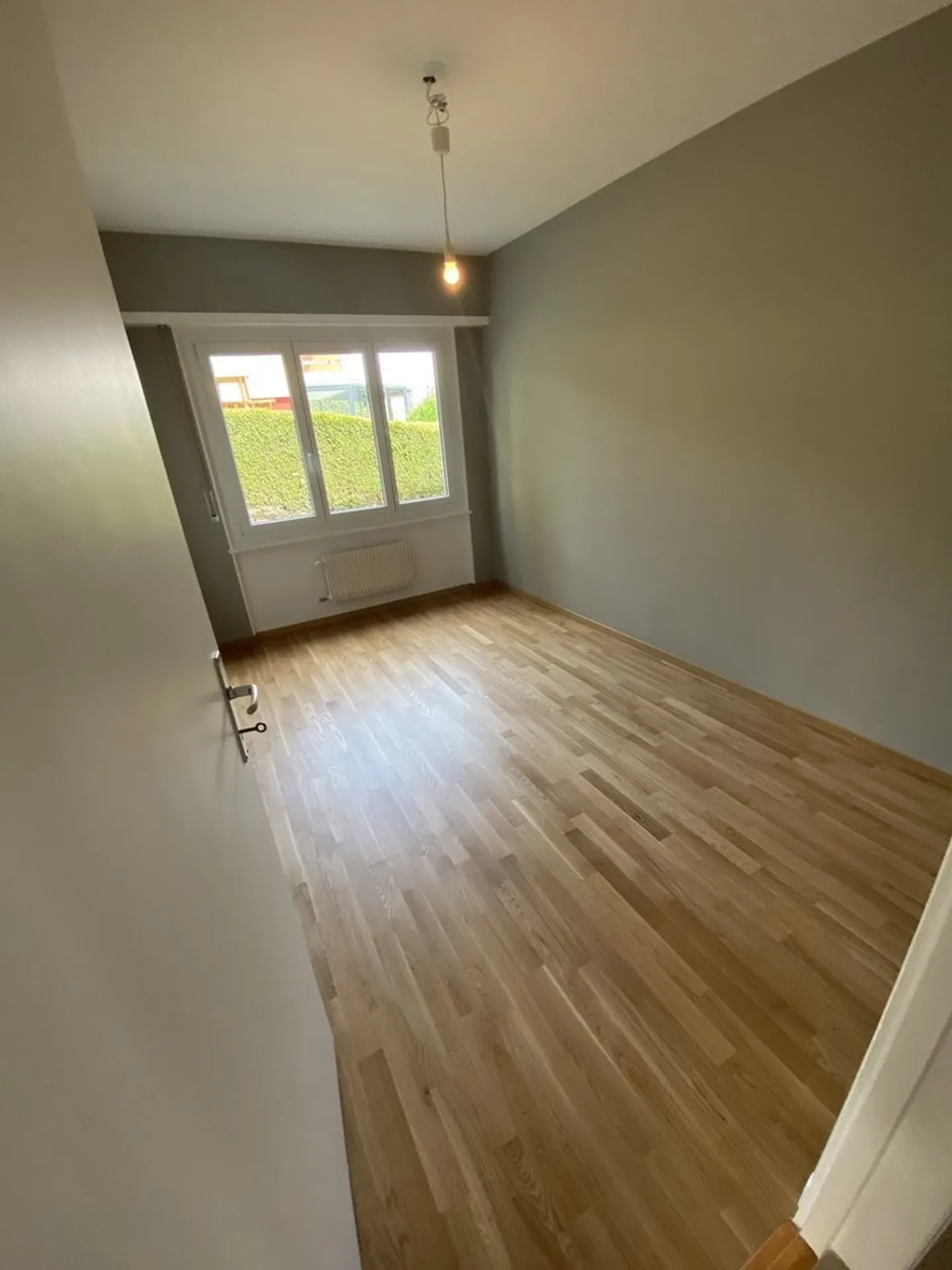 Spacious Apartment in Quiet Area - Photo 5 of 8
