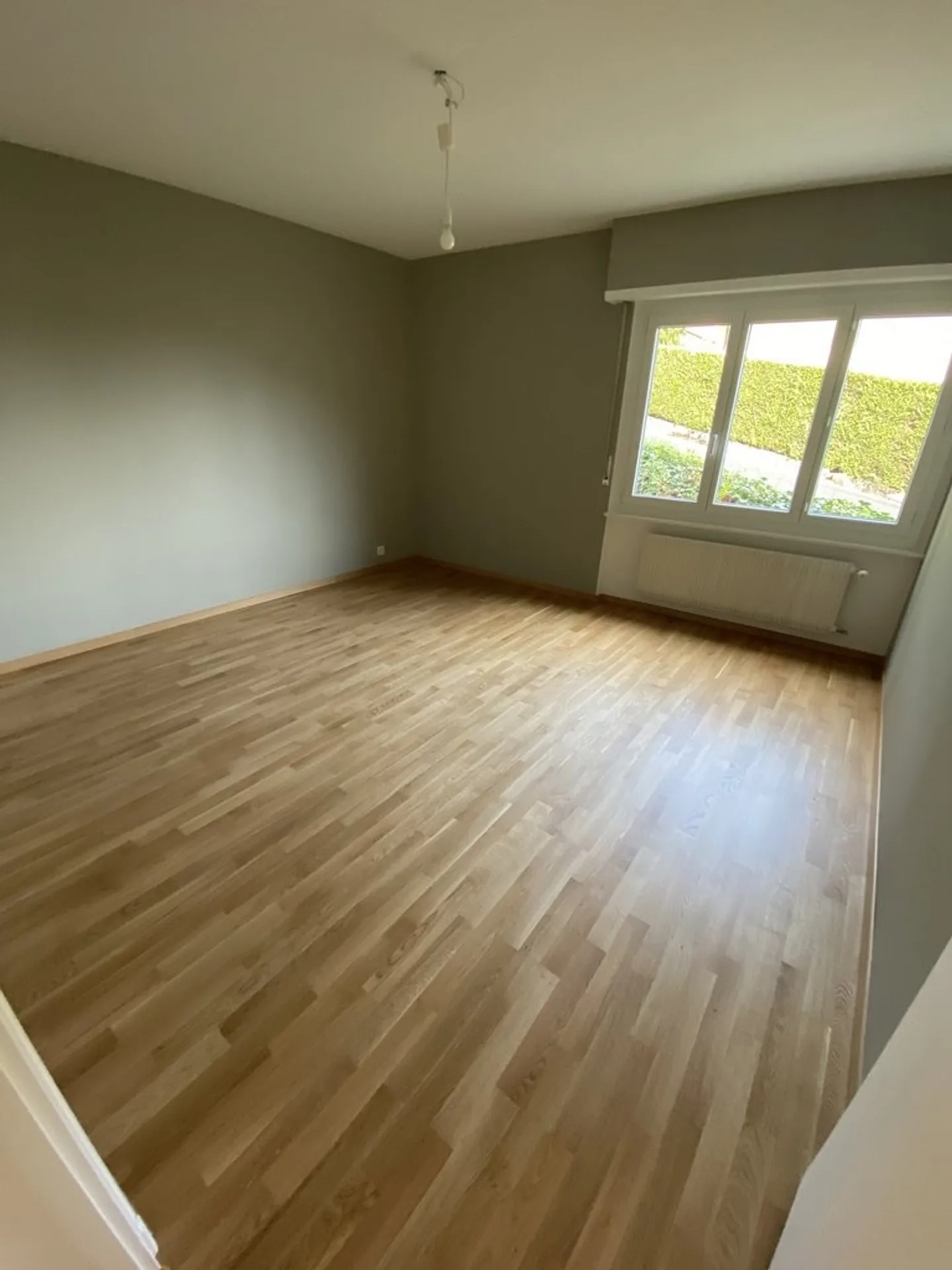 Spacious Apartment in Quiet Area - Photo 6 of 8