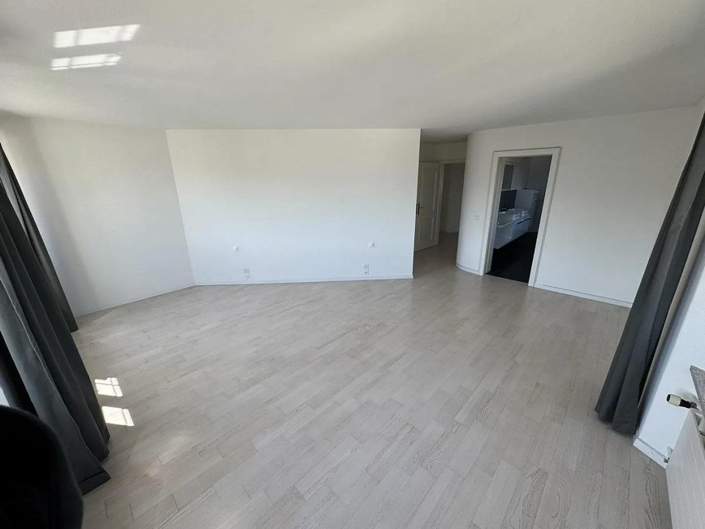 Luxurious Living in a Historic Villa - Photo 10 of 21