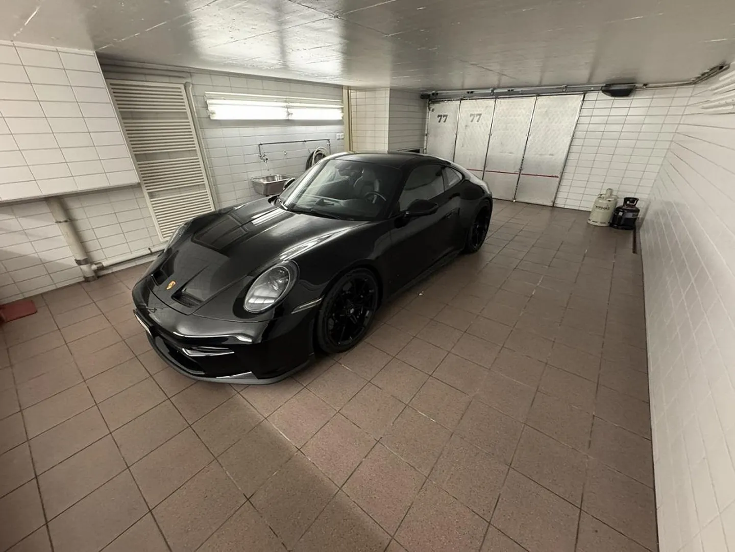 Luxurious Living in a Historic Villa - Photo 16 of 21