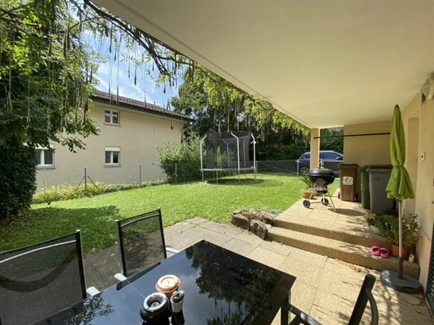 Detached Villa - Photo 2 of 13