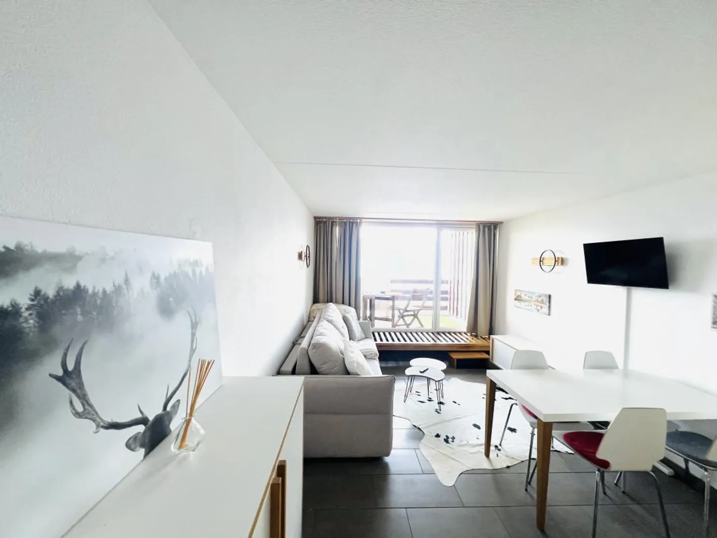 DA AFFITTARE - Appartamento funzionale e luminoso con balcone ad Anzère - Foto 12 di 18