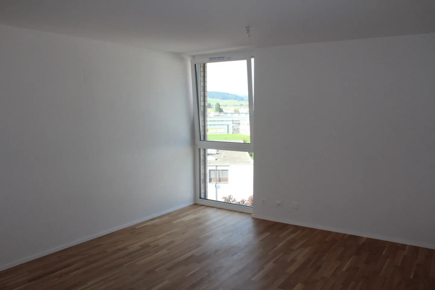 An ideal location - Photo 4 of 5