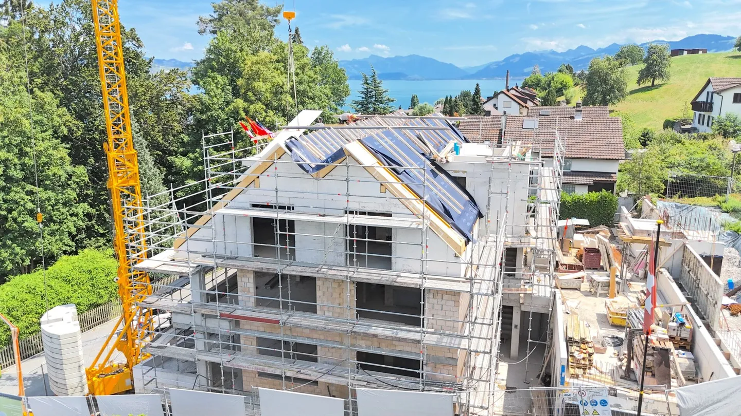 APPARTEMENT PENTHOUSE EXCLUSIF AVEC VUE SUR LE LAC - PROFITEZ MAINTENANT DE LA DERNIÈRE CHANCE - EMMÉNAGEMENT FÉV. 2027 - Photo 7 sur 16