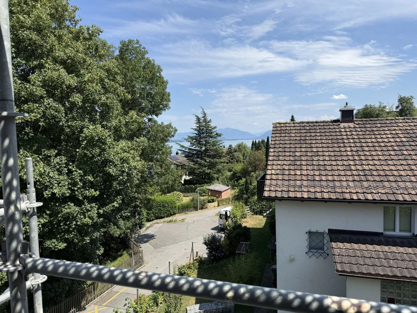 APPARTEMENT PENTHOUSE EXCLUSIF AVEC VUE SUR LE LAC - PROFITEZ MAINTENANT DE LA DERNIÈRE CHANCE - EMMÉNAGEMENT FÉV. 2027 - Photo 14 sur 16